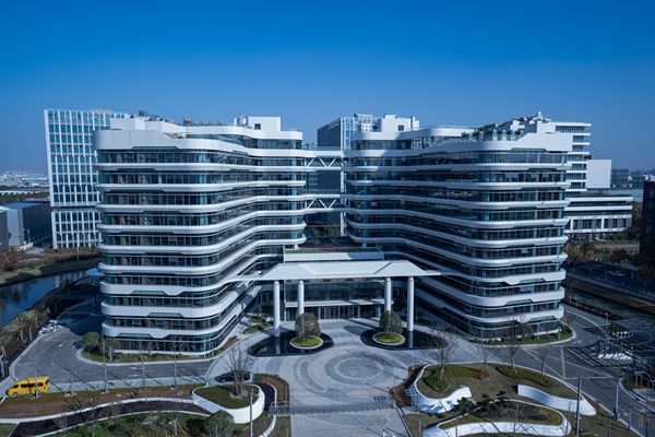 上海园区外景2_副本_副本.jpg 上海园区外景2_副本_副本.jpg